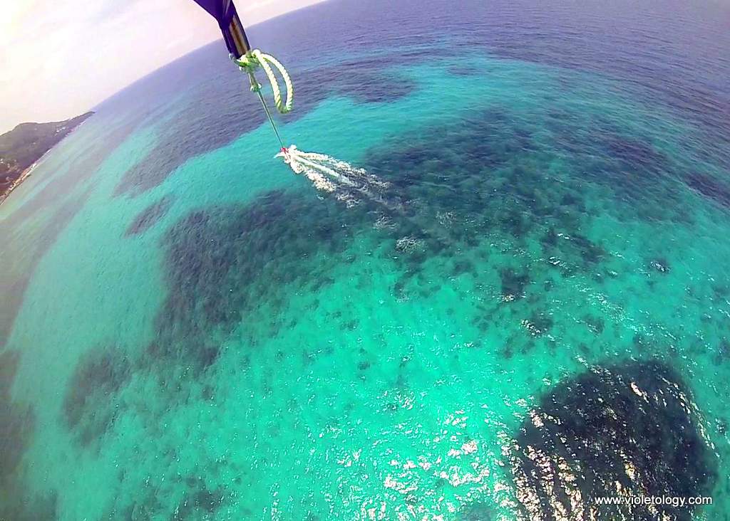 Seychelles-parasailing (4)