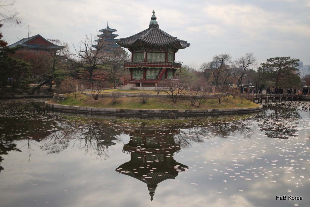 hab korea palace tour