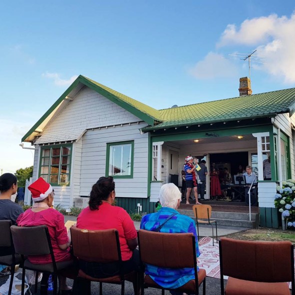mangere christmas carol