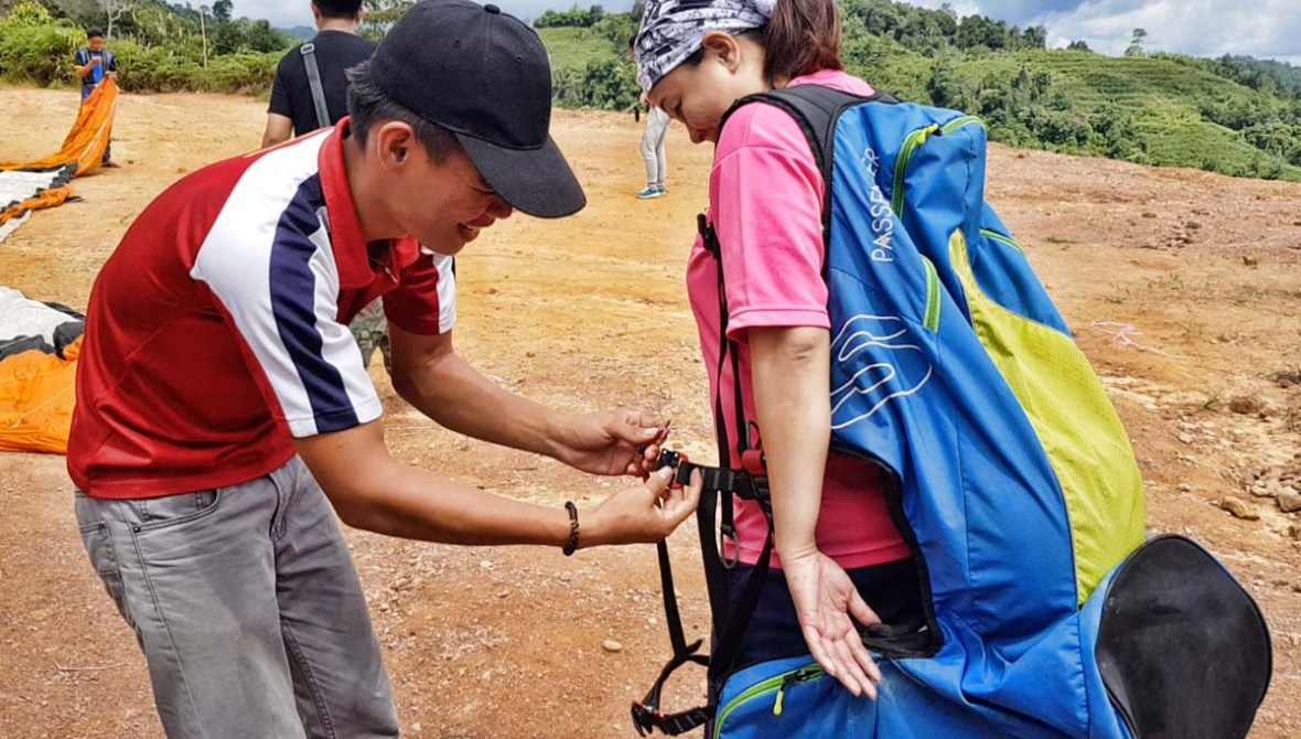 paragliding tambunan sabah malaysia
