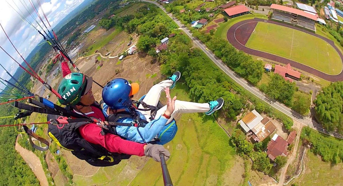 tambunan paragliding sabah malaysia