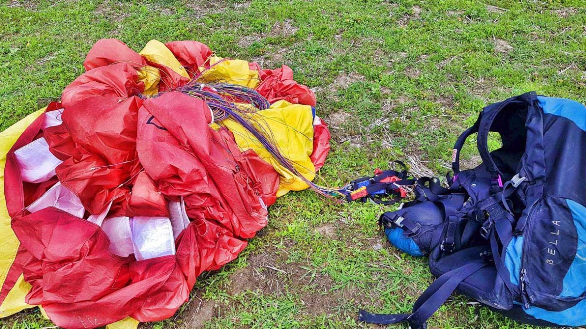 tambunan paragliding sabah malaysia