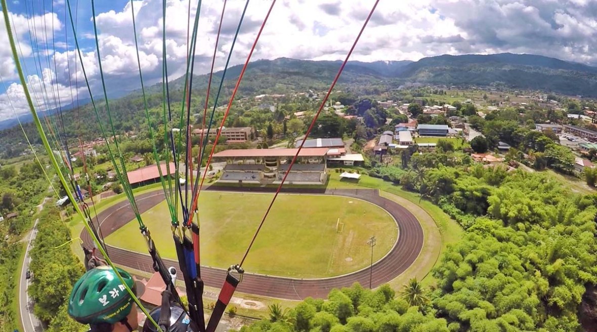 tambunan paragliding sabah malaysia