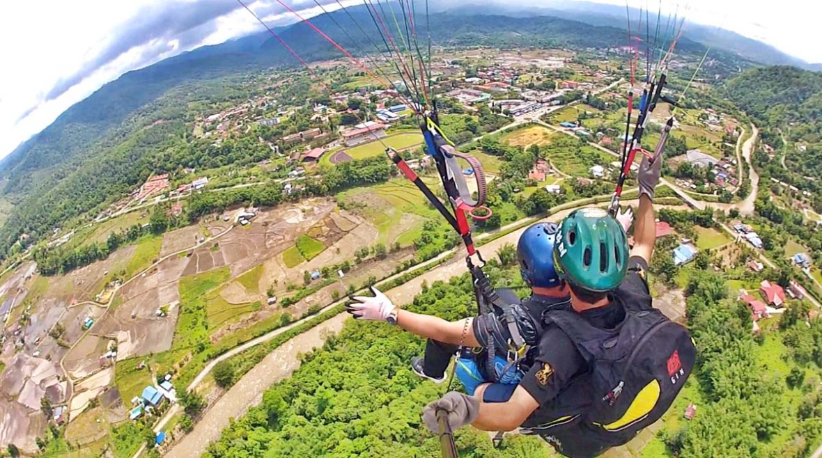 tambunan paragliding sabah malaysia