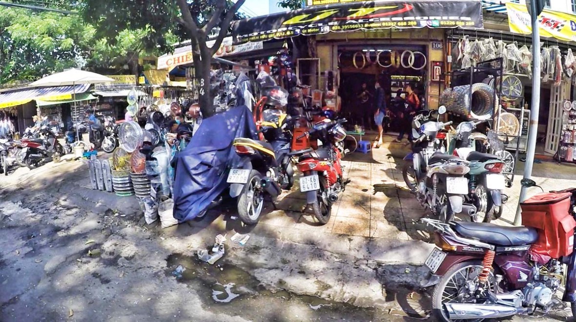 saigon adventure ho chi minh vietnam