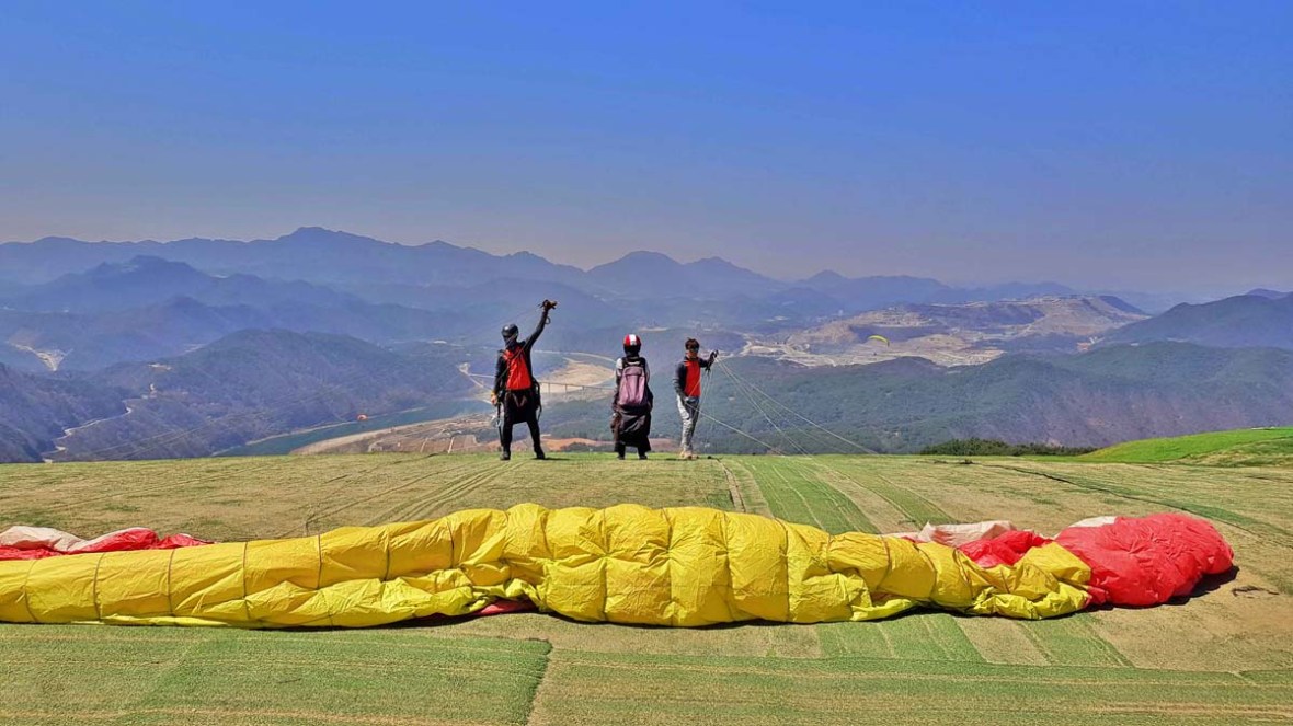 awesome paragliding danyang 단양청춘패러글라이딩