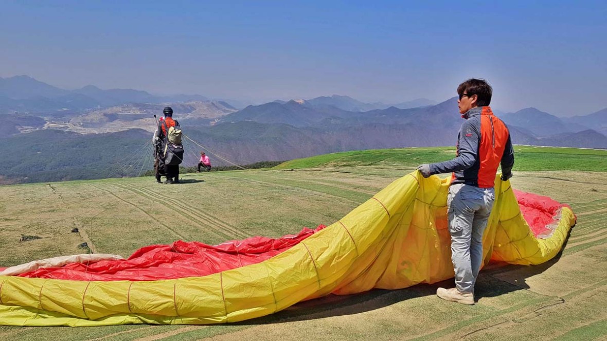 awesome paragliding danyang 단양청춘패러글라이딩