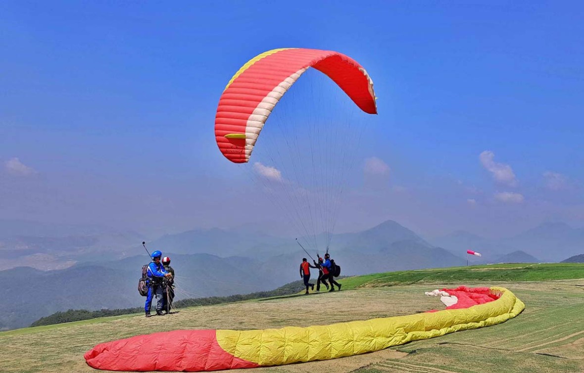 awesome paragliding danyang 단양청춘패러글라이딩