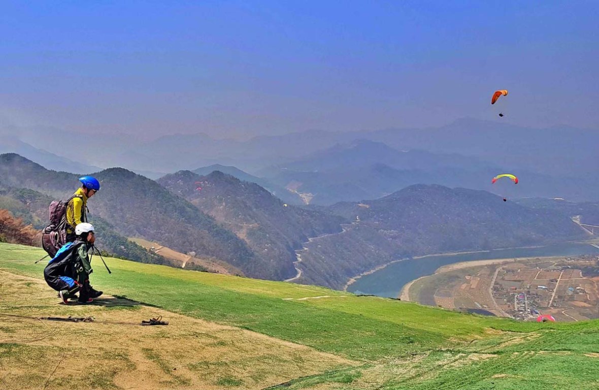 tandem paragliding for kids