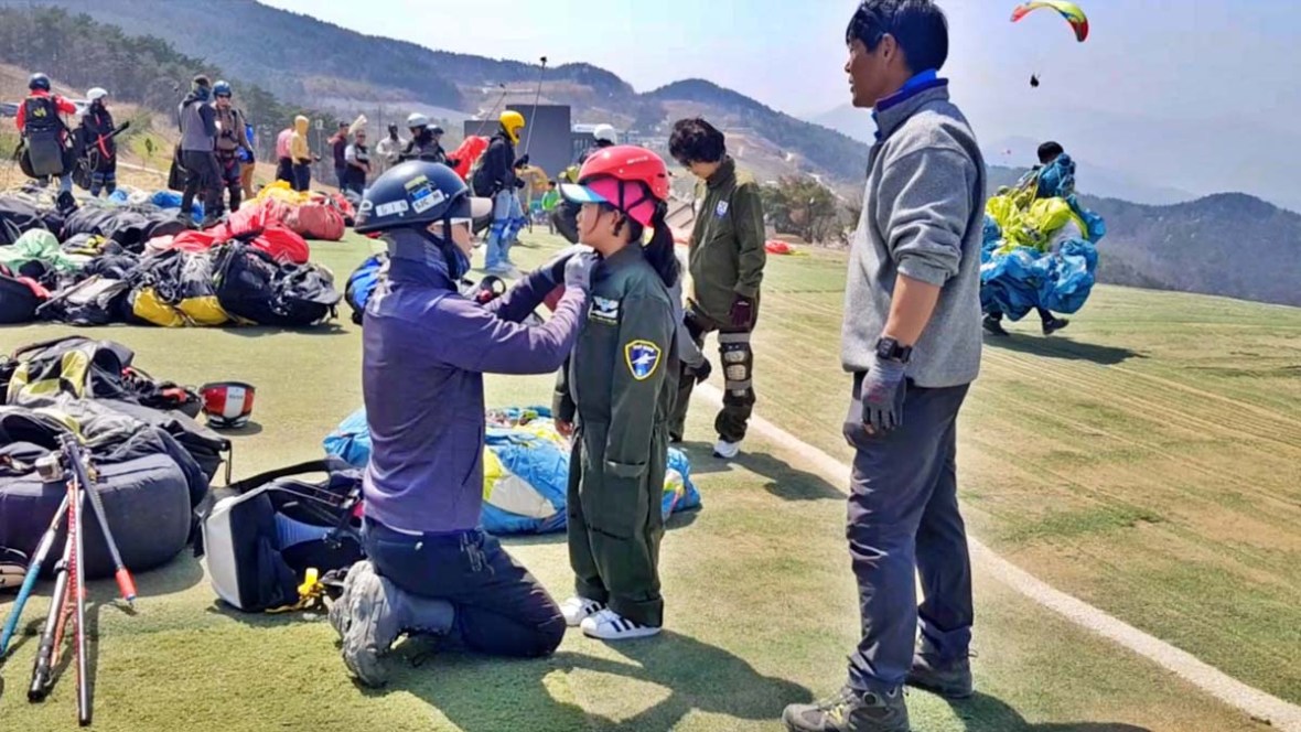 tandem paragliding for kids