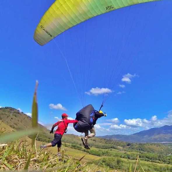 paragliding course philippines